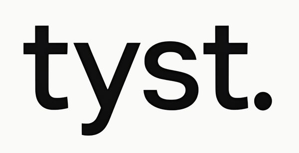tyst.